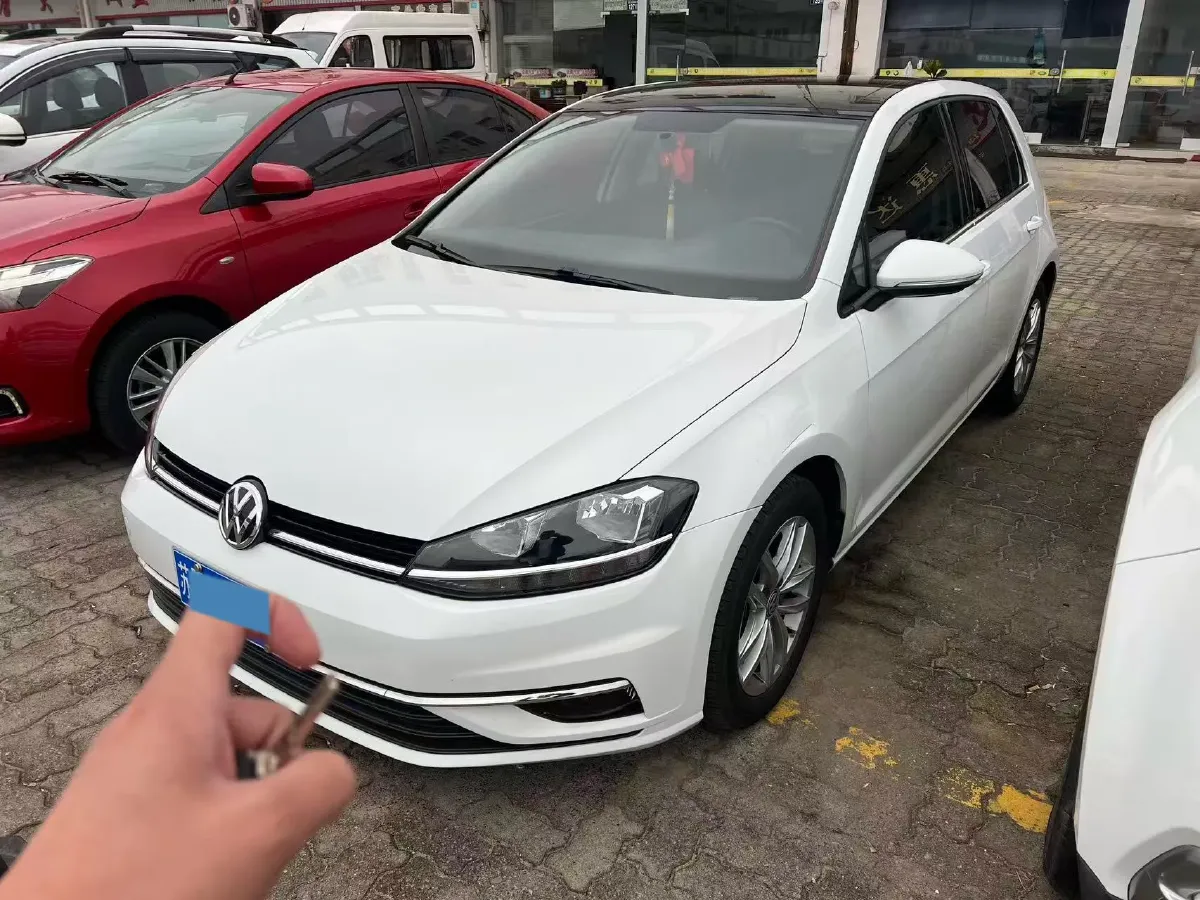 2019 Volkswagen Golf 1.6L 110HP L4 6AT,autocango,china used car exporter,china ev exporter,chinese used car exporter,chinese used ev exporter