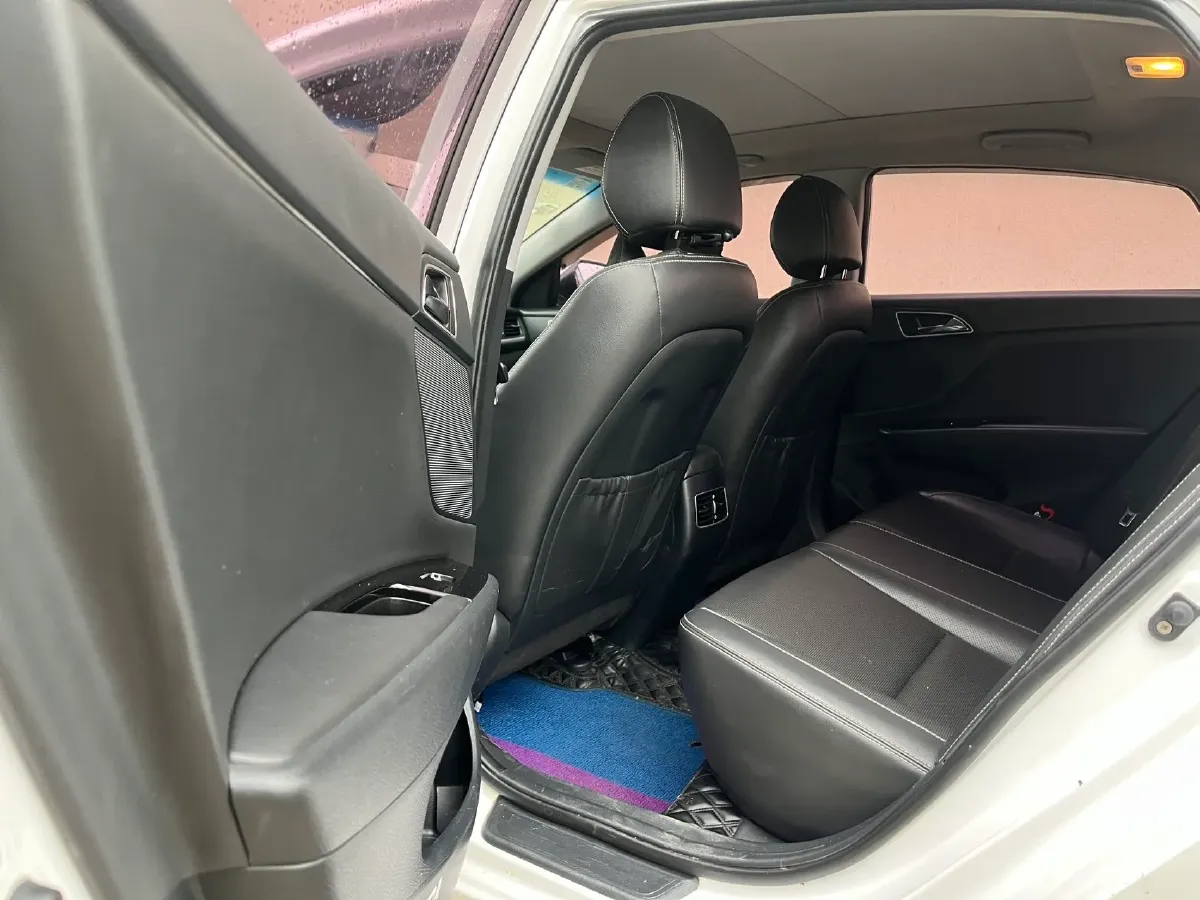 2017 Hyundai Mistra 1.6T 175HP L4 7DCT,autocango,china used car exporter,china ev exporter,chinese used car exporter,chinese used ev exporter