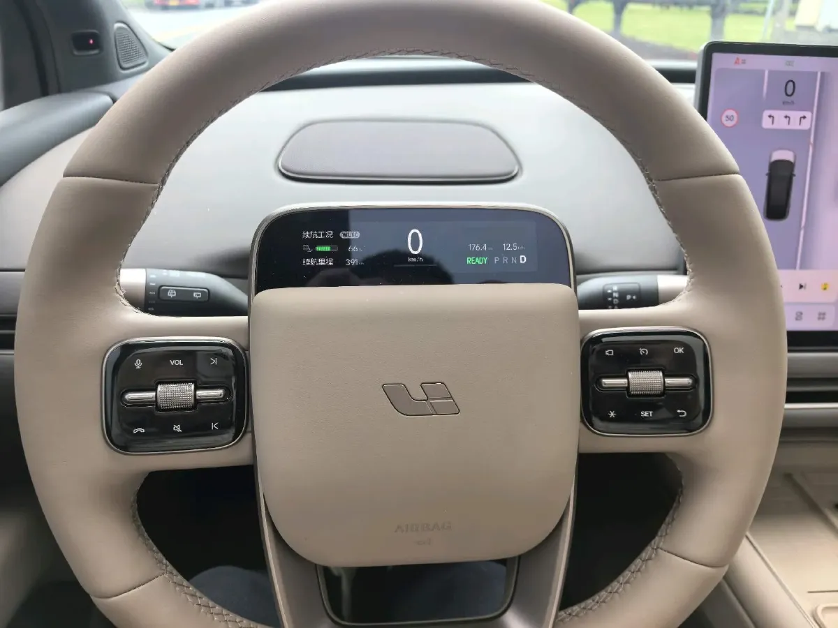 2025 Li i6 BEV,autocango,china used car exporter,china ev exporter,chinese used car exporter,chinese used ev exporter