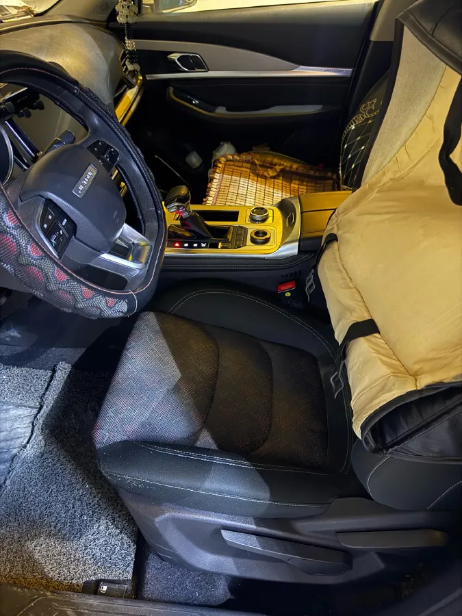 2020 Jetour X70 1.5T 156HP L4 6DCT,autocango,china used car exporter,china ev exporter,chinese used car exporter,chinese used ev exporter