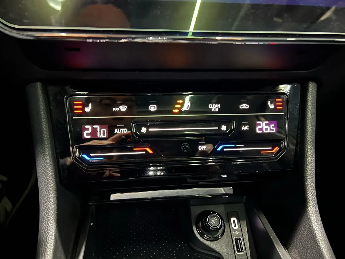 2023 Skoda Superb 1.4T 150HP L4 7DCT,autocango,china used car exporter,china ev exporter,chinese used car exporter,chinese used ev exporter