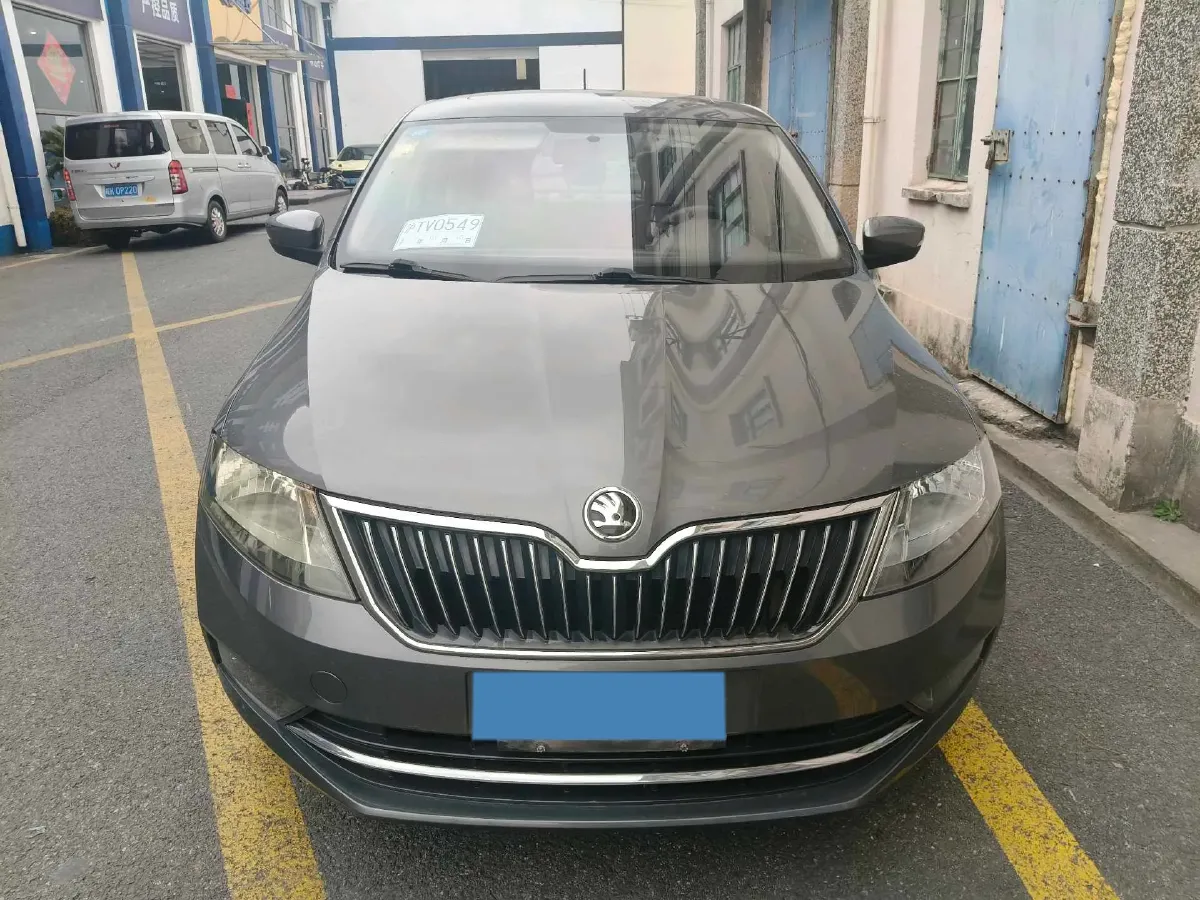 2019 SWM G01 1.5T 156HP L4 6MT,autocango,china used car exporter,china ev exporter,chinese used car exporter,chinese used ev exporter