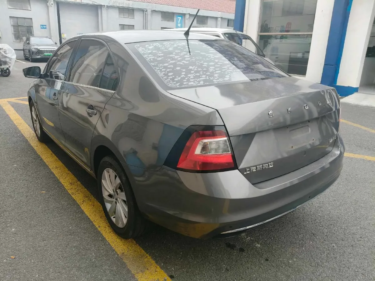 2019 SWM G01 1.5T 156HP L4 6MT,autocango,china used car exporter,china ev exporter,chinese used car exporter,chinese used ev exporter