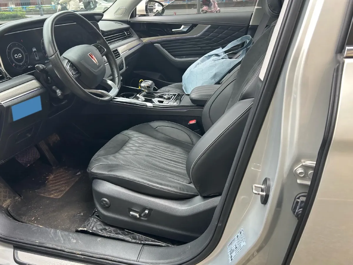 2022 HongQi HS5 2.0T 224HP L4 6AT,autocango,china used car exporter,china ev exporter,chinese used car exporter,chinese used ev exporter