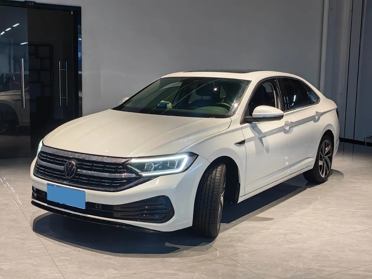 2023 Volkswagen Sagitar 1.5T 160HP L4 7DCT,autocango,china used car exporter,china ev exporter,chinese used car exporter,chinese used ev exporter