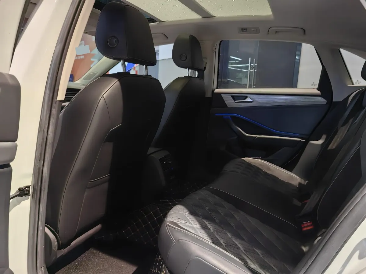 2023 Volkswagen Sagitar 1.5T 160HP L4 7DCT,autocango,china used car exporter,china ev exporter,chinese used car exporter,chinese used ev exporter