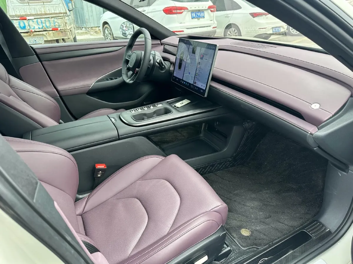 2024 MI SU7 BEV 101KWH,autocango,china used car exporter,china ev exporter,chinese used car exporter,chinese used ev exporter