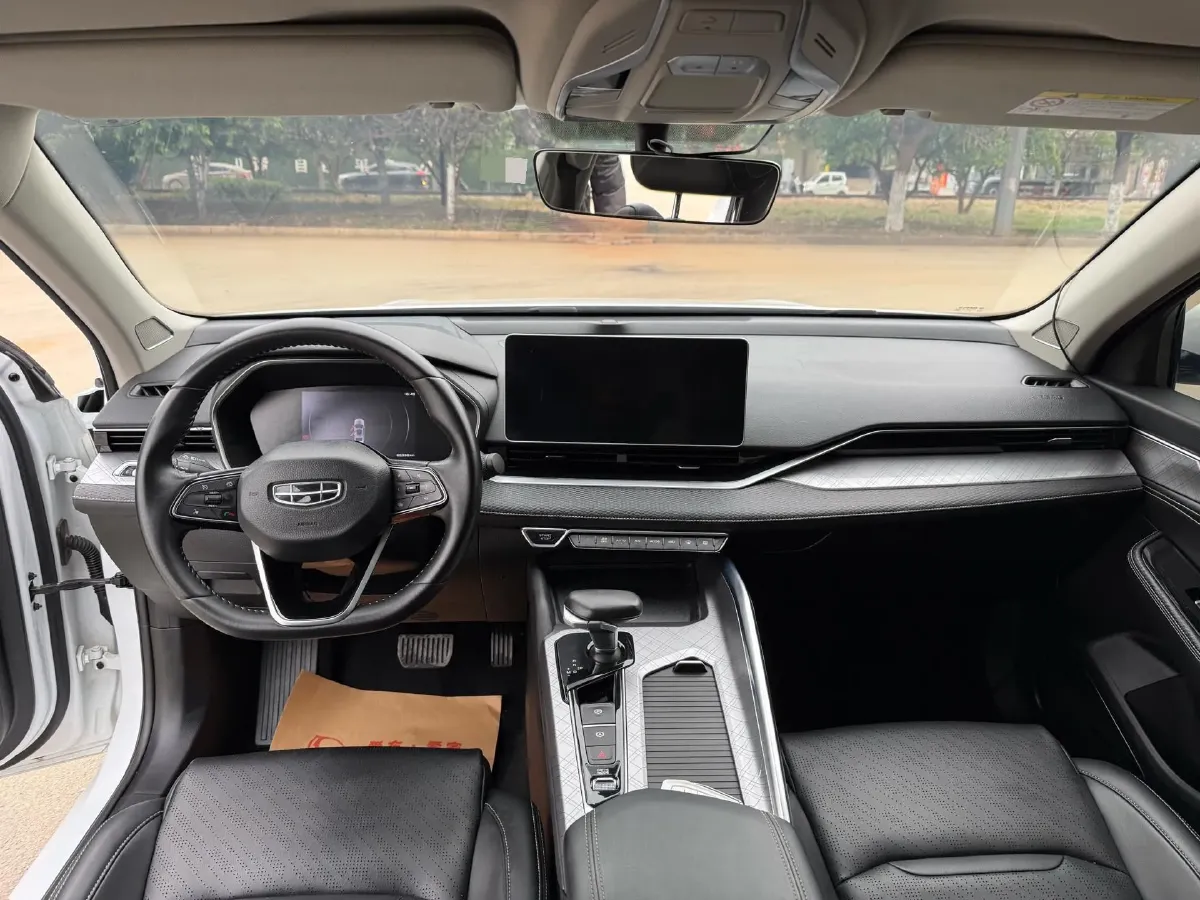 2020 Geely Binray 1.0T 133HP L3 6DCT,autocango,china used car exporter,china ev exporter,chinese used car exporter,chinese used ev exporter