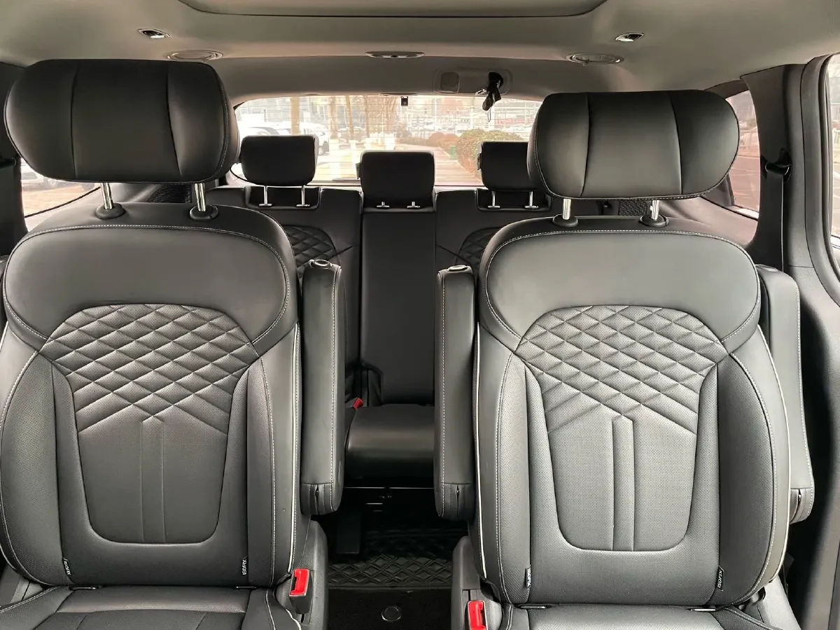 2021 Hyundai Custo 2.0T 236HP L4 8AT,autocango,china used car exporter,china ev exporter,chinese used car exporter,chinese used ev exporter