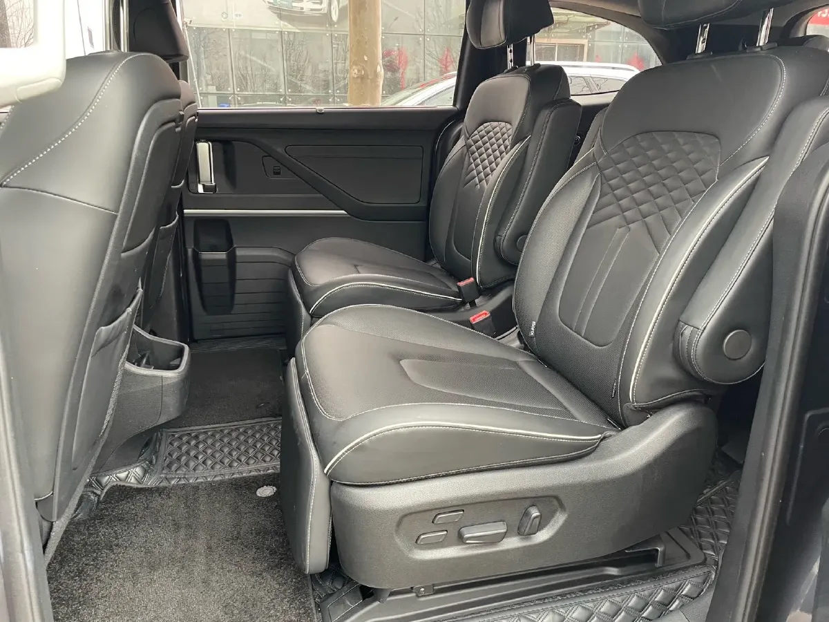 2021 Hyundai Custo 2.0T 236HP L4 8AT,autocango,china used car exporter,china ev exporter,chinese used car exporter,chinese used ev exporter