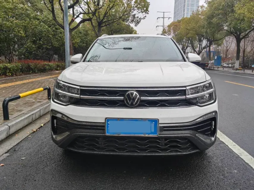 2024 Volkswagen Tharu 1.5T 160HP L4 7DCT,autocango,china used car exporter,china ev exporter,chinese used car exporter,chinese used ev exporter