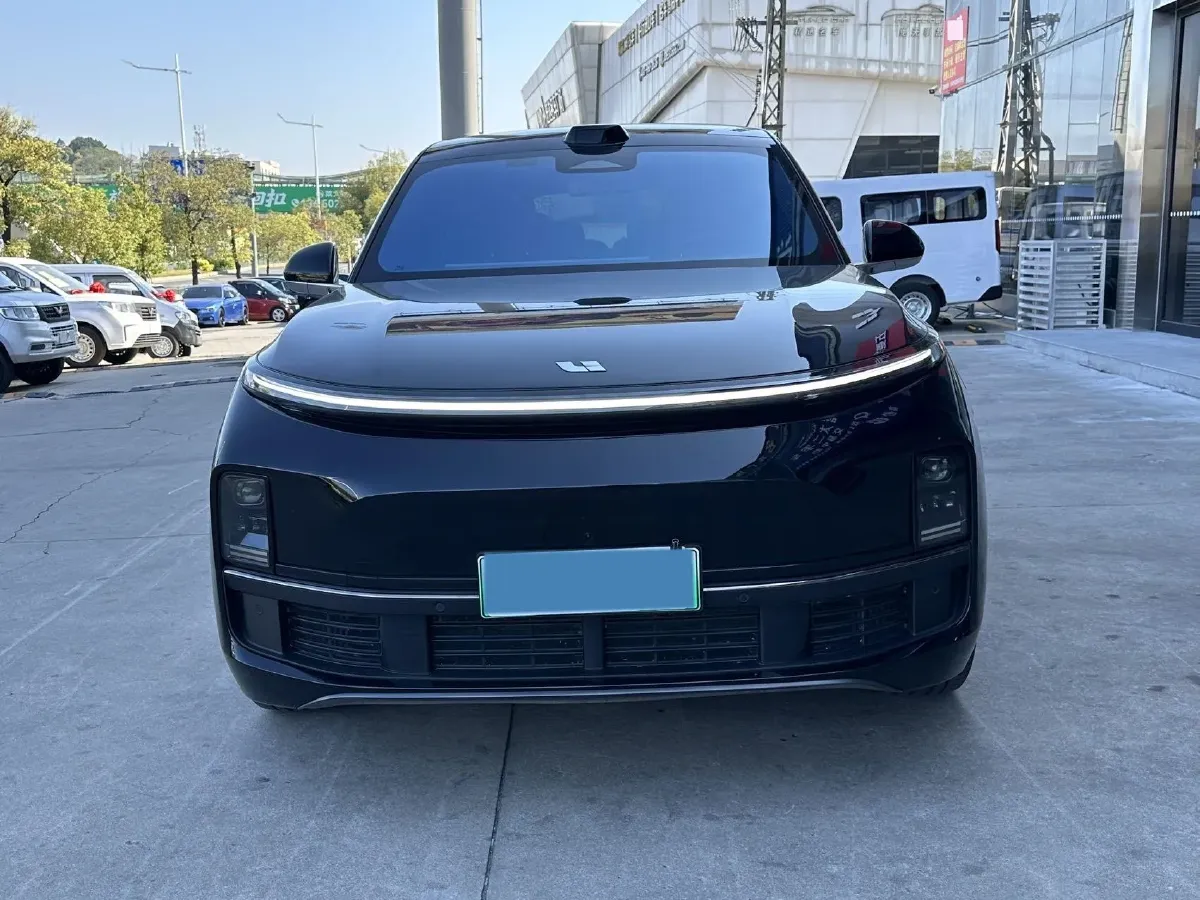 2024 Li L9 Range Extended 154HP REEV 52.3KWH,autocango,china used car exporter,china ev exporter,chinese used car exporter,chinese used ev exporter