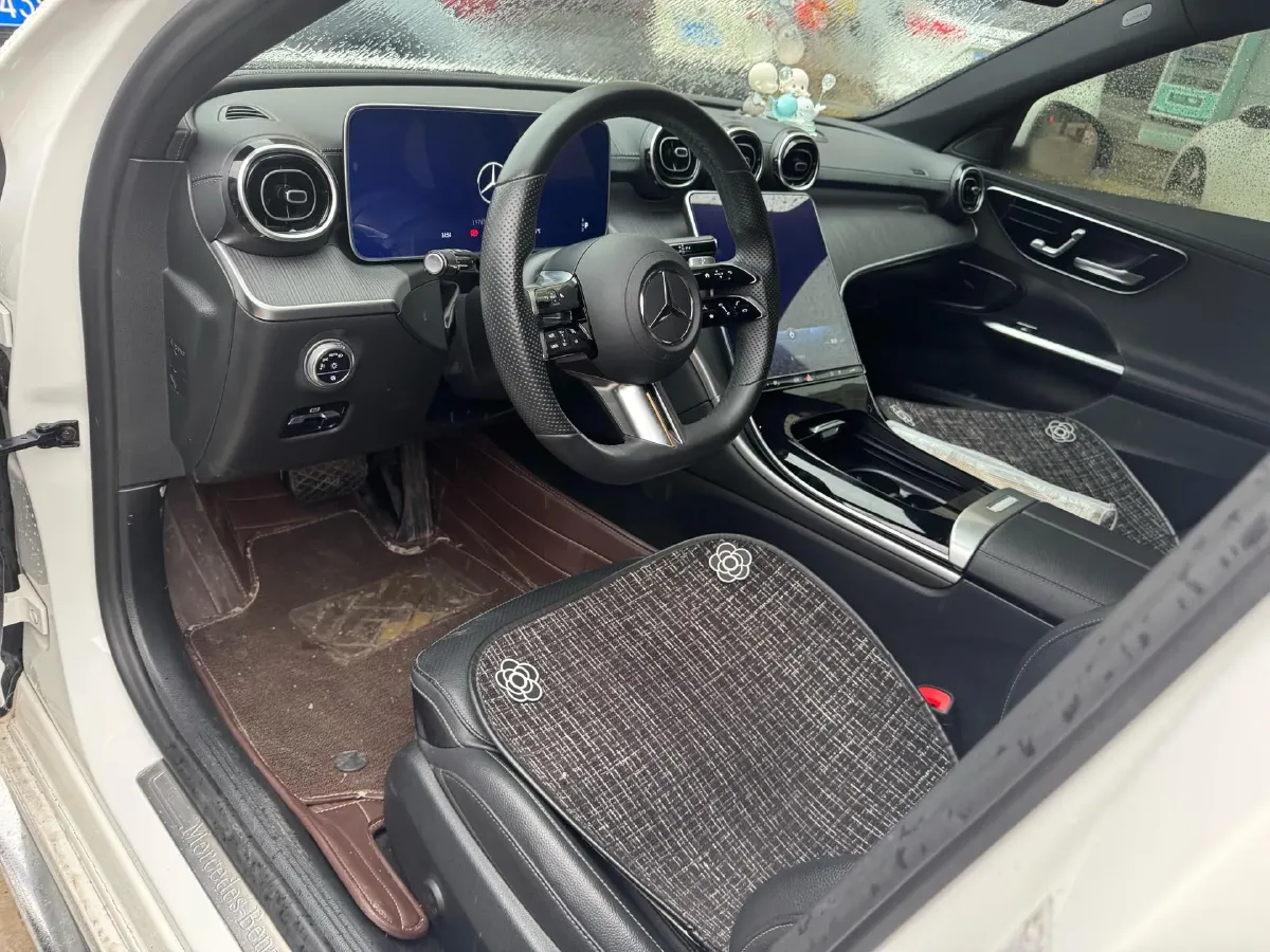 2022 Mercedes-Benz C Class 1.5T 170HP L4 9AT,autocango,china used car exporter,china ev exporter,chinese used car exporter,chinese used ev exporter