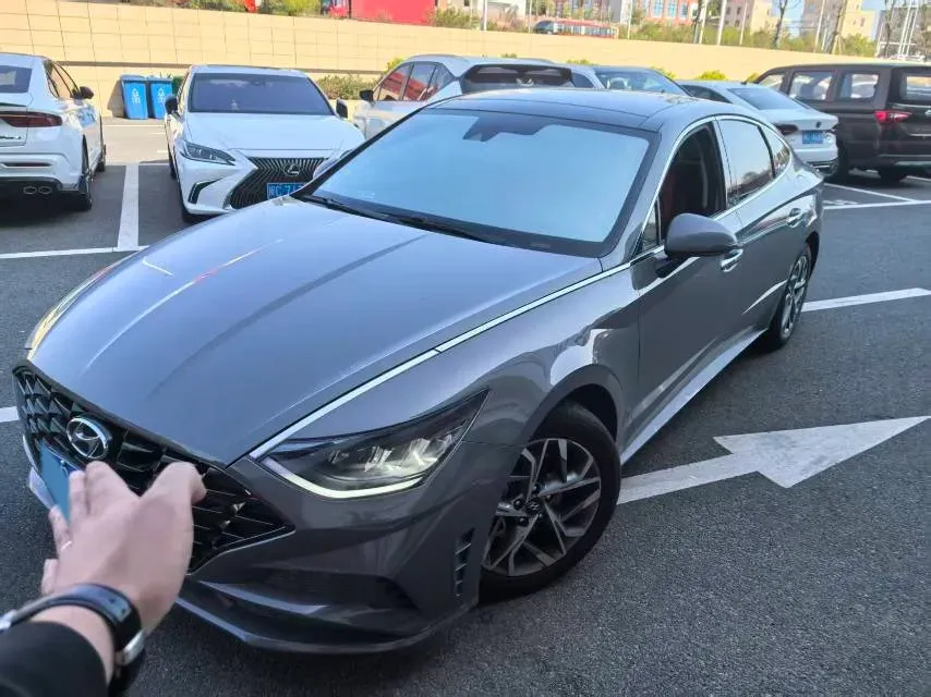 2020 Hyundai Sonata 1.5T 170HP L4 7DCT,autocango,china used car exporter,china ev exporter,chinese used car exporter,chinese used ev exporter