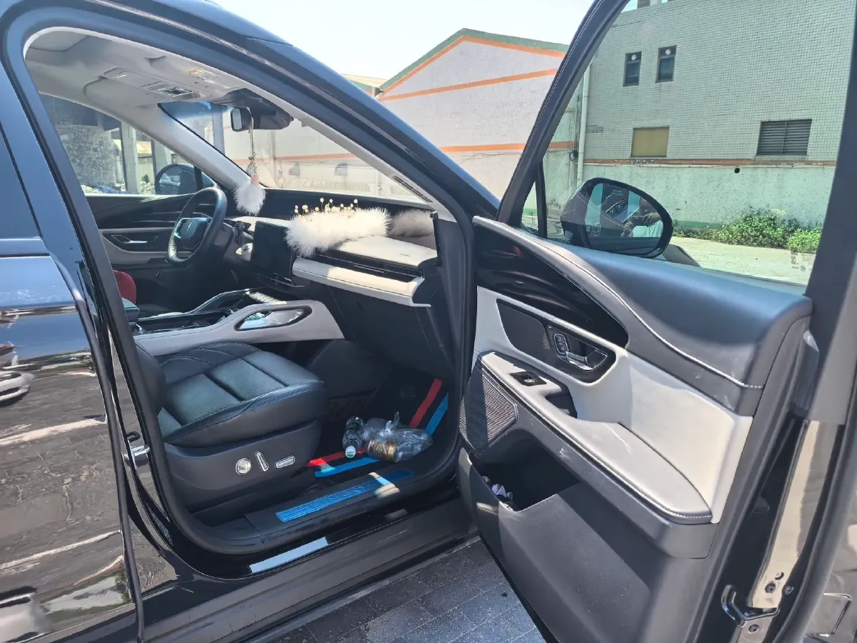 2025 Lincoln Nautilus 2.0T 261HP L4 8AT,autocango,china used car exporter,china ev exporter,chinese used car exporter,chinese used ev exporter