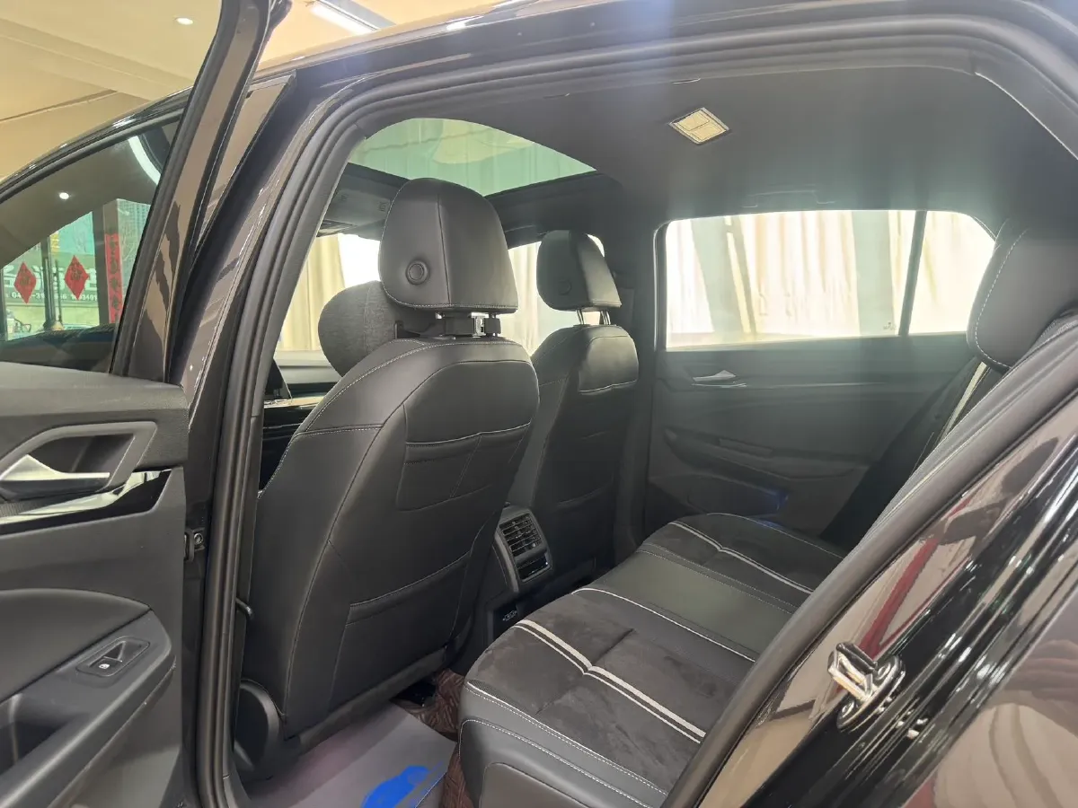 2023 Volkswagen Golf 1.4T 150HP L4 7DCT,autocango,china used car exporter,china ev exporter,chinese used car exporter,chinese used ev exporter