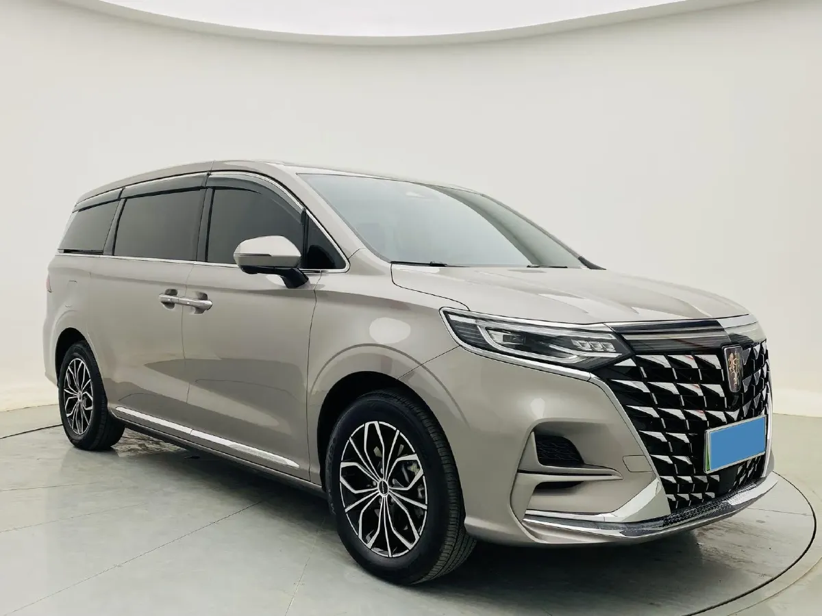 2025 Roewe iMAX8 1.5T 150HP L4 1DHT PHEV 24.7KWH,autocango,china used car exporter,china ev exporter,chinese used car exporter,chinese used ev exporter