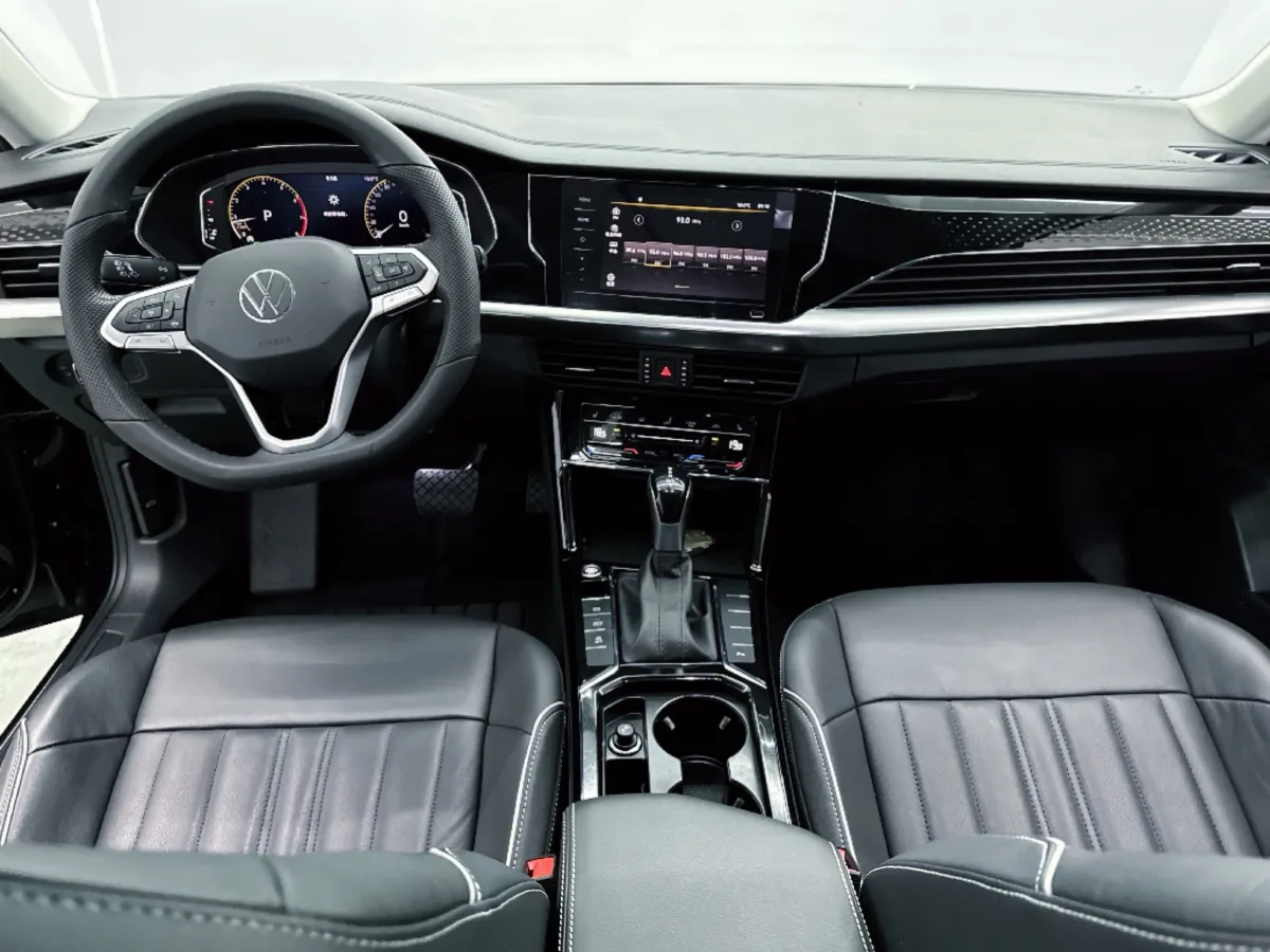 2022 Skoda Kodiak GT 2.0T 186HP L4 7DCT,autocango,china used car exporter,china ev exporter,chinese used car exporter,chinese used ev exporter