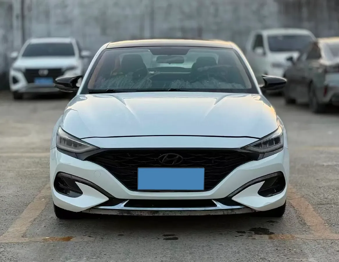 2019 Hyundai La Festa 1.6T 190HP L4 7DCT,autocango,china used car exporter,china ev exporter,chinese used car exporter,chinese used ev exporter