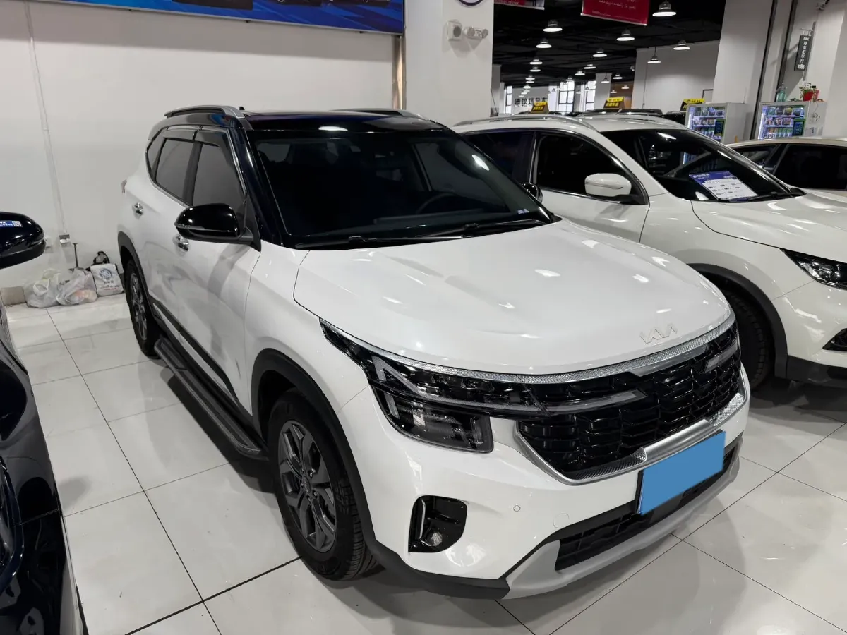 2023 Kia Seltos 1.5L 115HP L4 CVT,autocango,china used car exporter,china ev exporter,chinese used car exporter,chinese used ev exporter