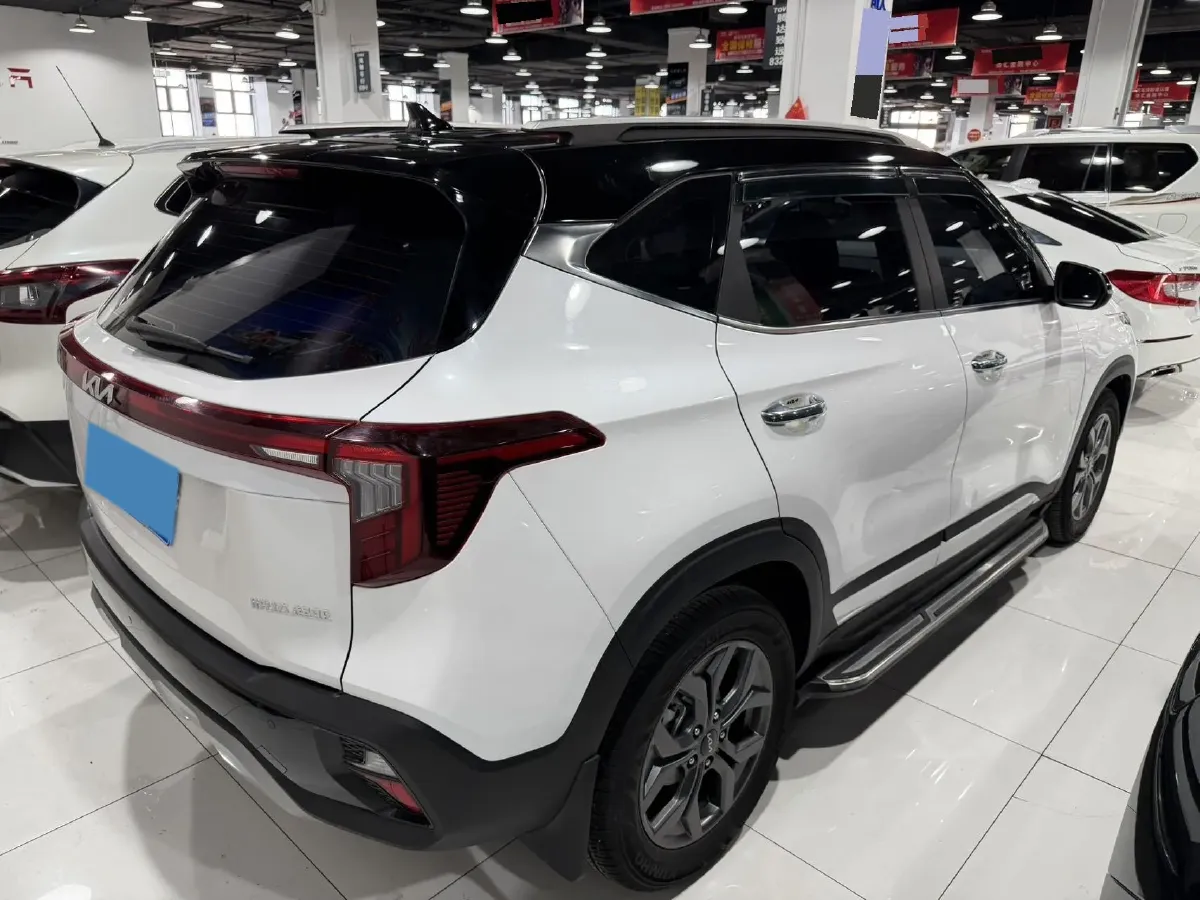 2023 Kia Seltos 1.5L 115HP L4 CVT,autocango,china used car exporter,china ev exporter,chinese used car exporter,chinese used ev exporter