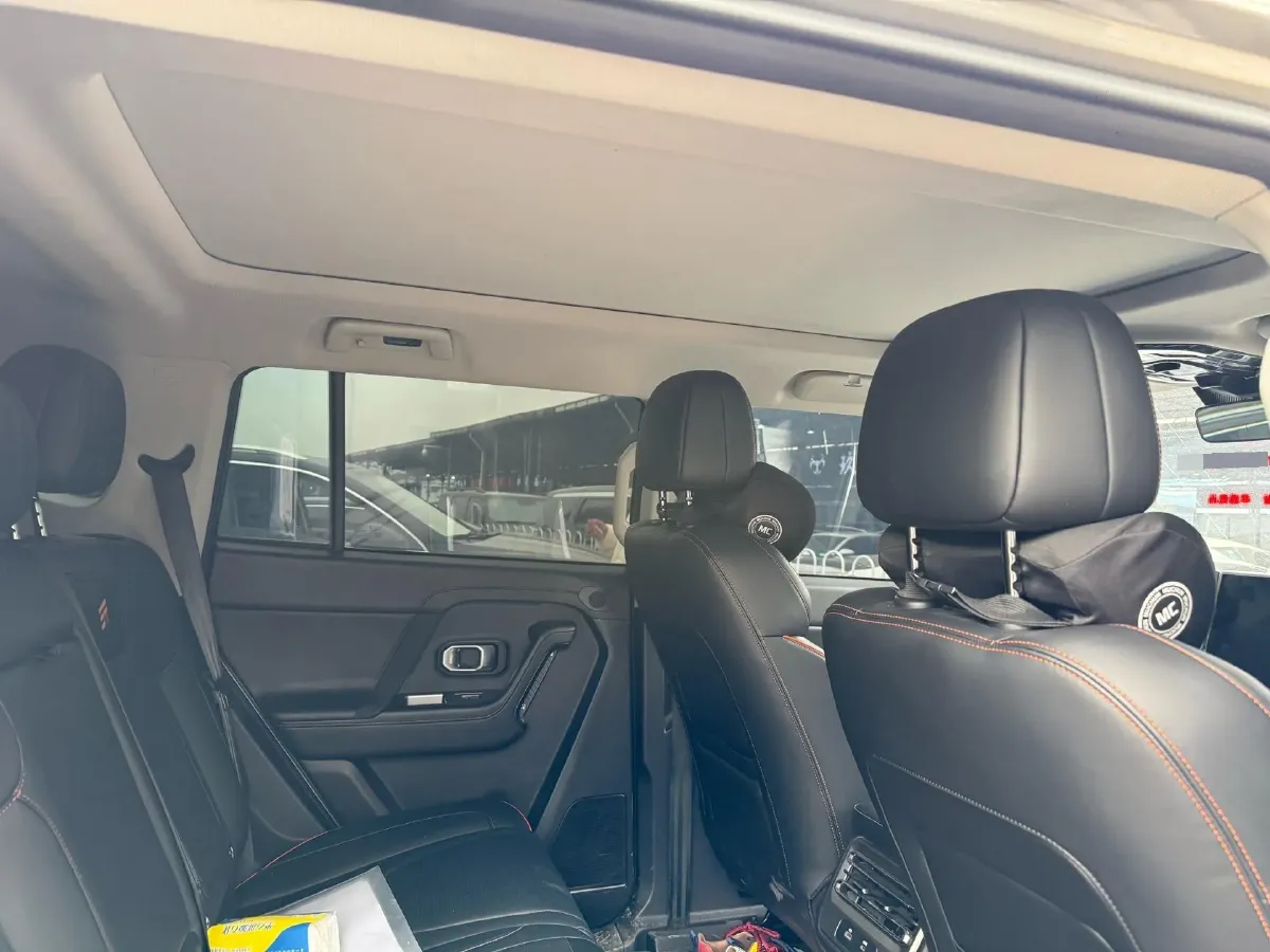 2025 MAXUS XinTu V70 2.0T 150HP L4 9AT,autocango,china used car exporter,china ev exporter,chinese used car exporter,chinese used ev exporter