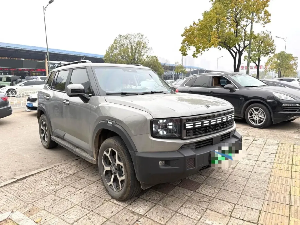 2025 MAXUS XinTu V70 2.0T 150HP L4 9AT,autocango,china used car exporter,china ev exporter,chinese used car exporter,chinese used ev exporter