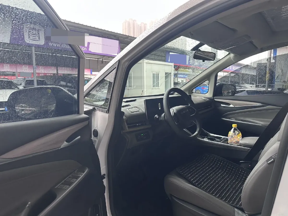 2025 MAXUS G50 PHEV 1.5L 98HP L4 1DHT PHEV,autocango,china used car exporter,china ev exporter,chinese used car exporter,chinese used ev exporter