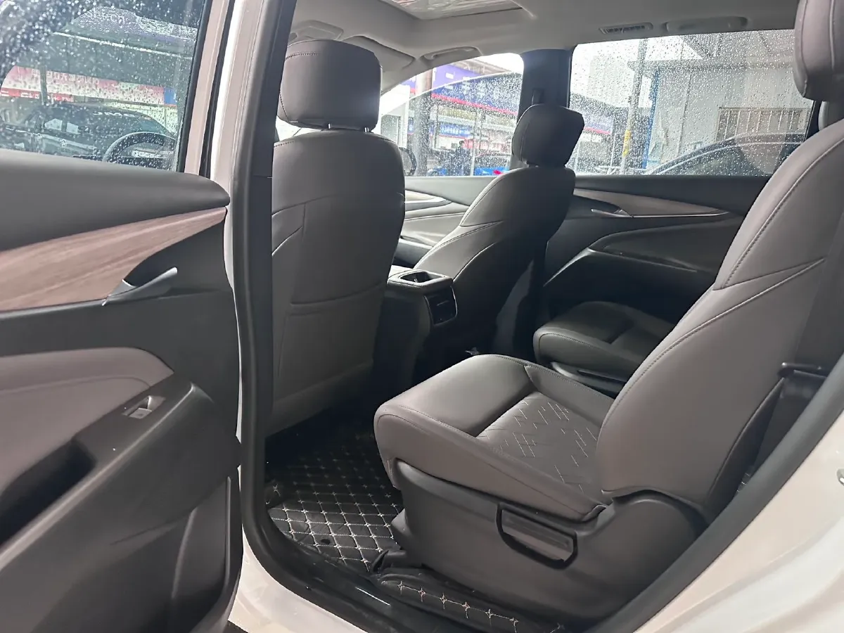 2025 MAXUS G50 PHEV 1.5L 98HP L4 1DHT PHEV,autocango,china used car exporter,china ev exporter,chinese used car exporter,chinese used ev exporter