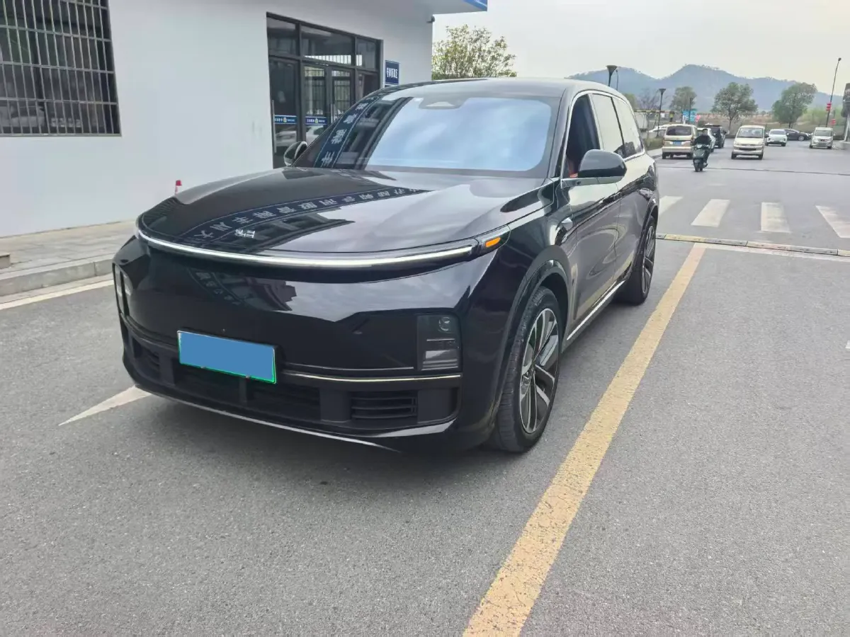 2023 Li L9 Range Extended 154HP REEV 42.6KWH,autocango,china used car exporter,china ev exporter,chinese used car exporter,chinese used ev exporter