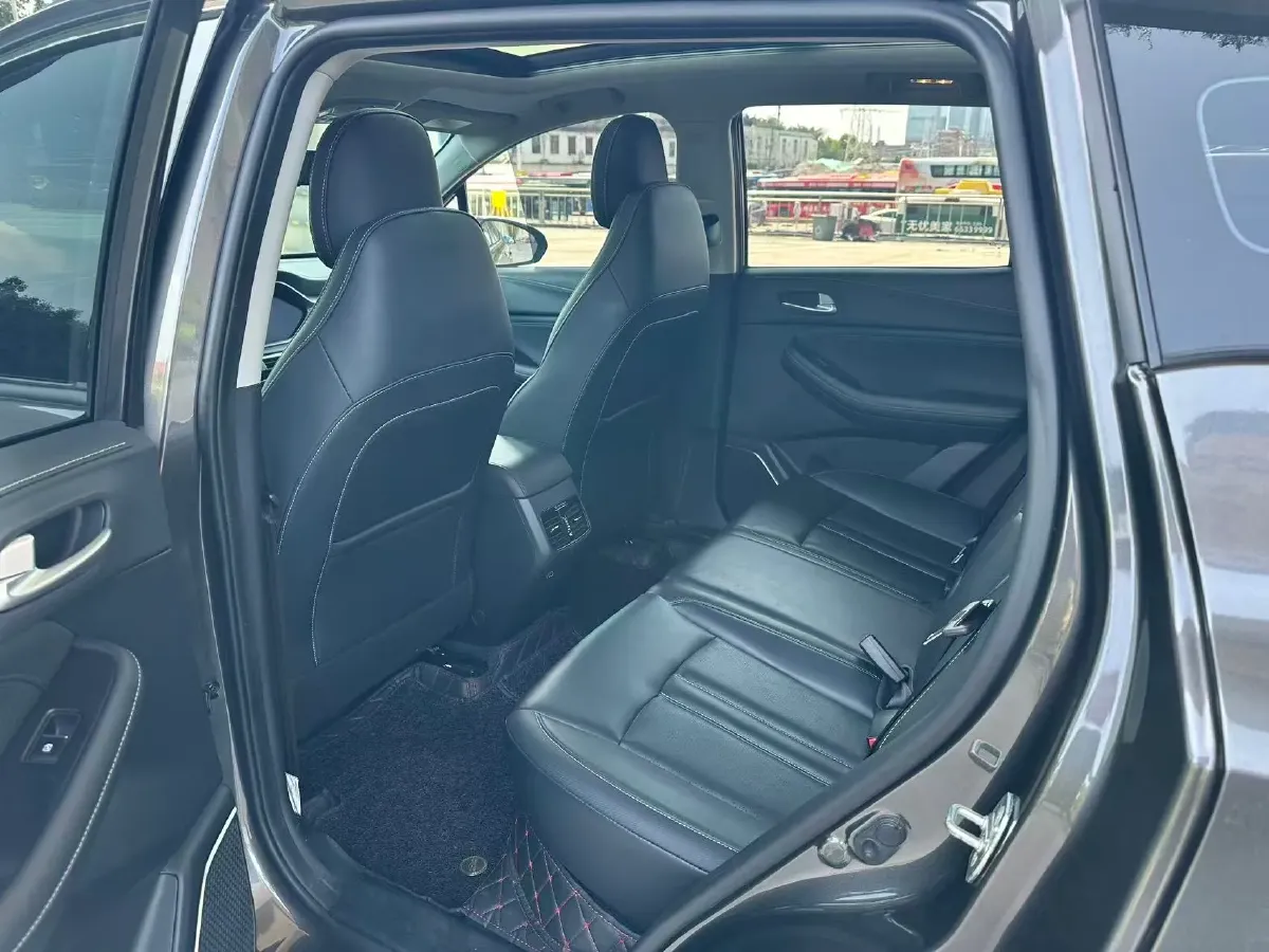 2022 GAC Trumpchi GS4 1.5T 169HP L4 6AT,autocango,china used car exporter,china ev exporter,chinese used car exporter,chinese used ev exporter