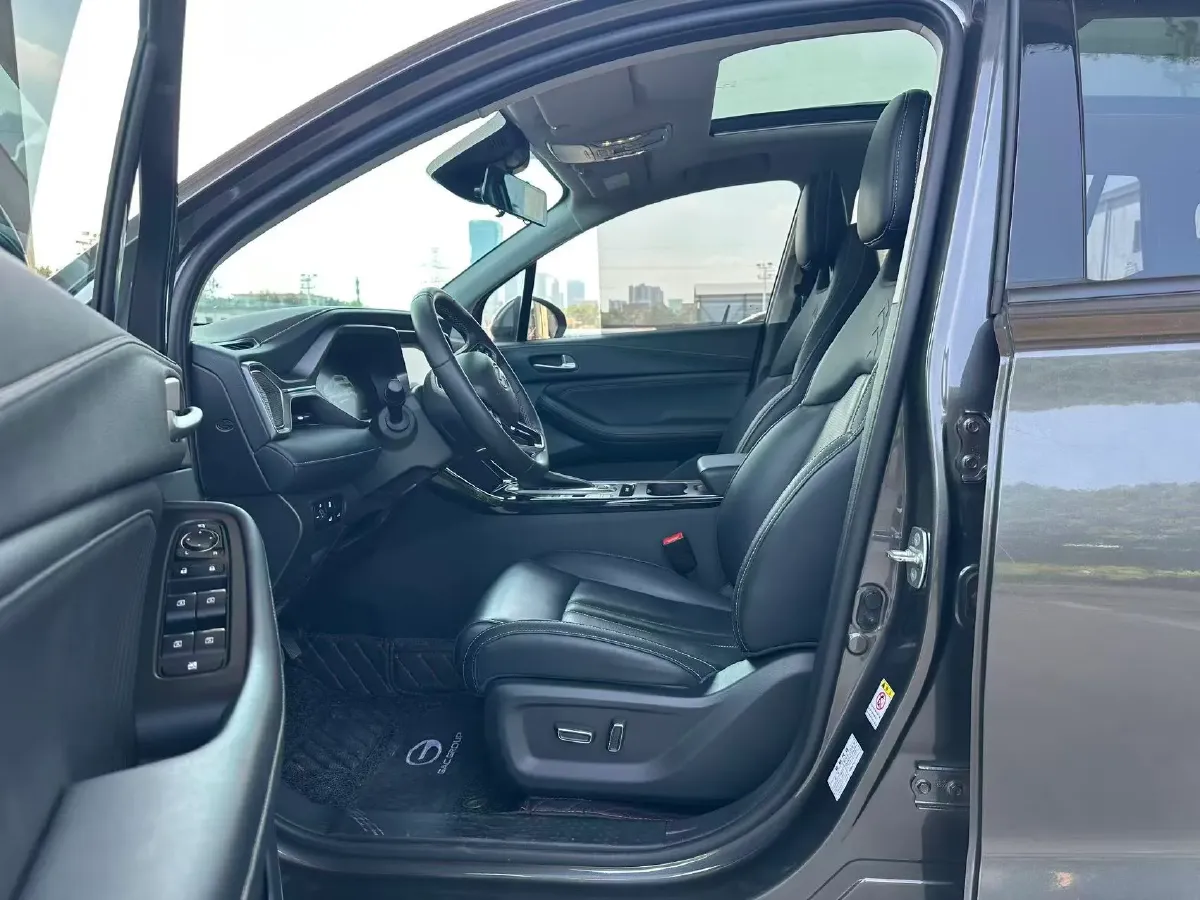 2022 GAC Trumpchi GS4 1.5T 169HP L4 6AT,autocango,china used car exporter,china ev exporter,chinese used car exporter,chinese used ev exporter