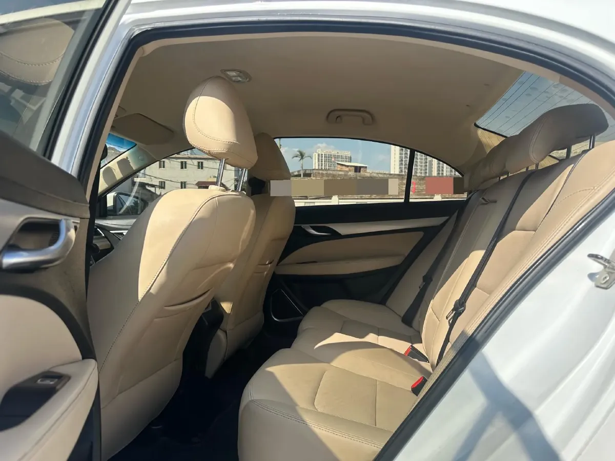 2018 Geely Emgrand 1.5L 109HP L4 5MT,autocango,china used car exporter,china ev exporter,chinese used car exporter,chinese used ev exporter