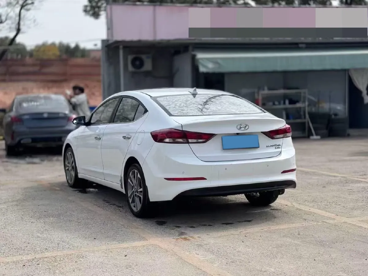 2020 Hyundai Elantra 1.5L 115HP L4 CVT,autocango,china used car exporter,china ev exporter,chinese used car exporter,chinese used ev exporter