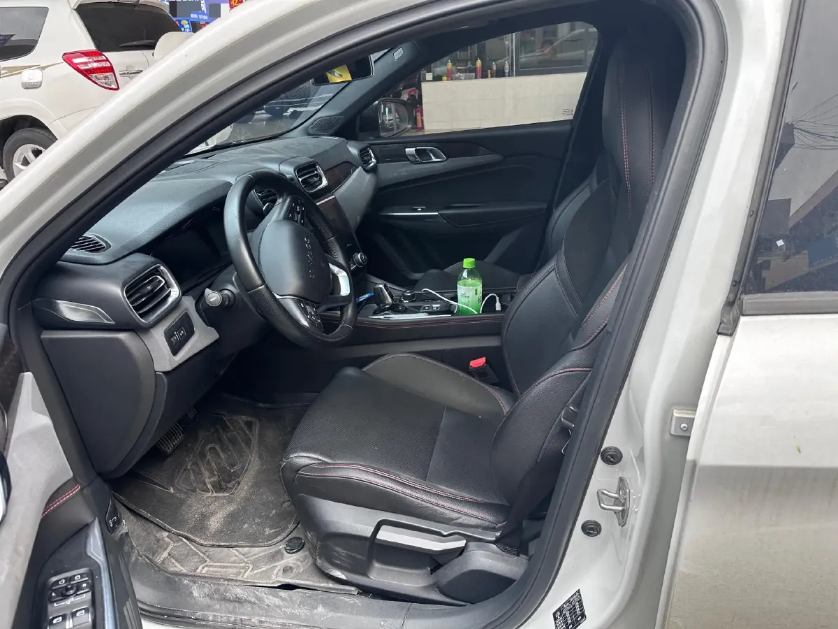 2019 Qoros 5 1.6T 197HP L4 7DCT,autocango,china used car exporter,china ev exporter,chinese used car exporter,chinese used ev exporter