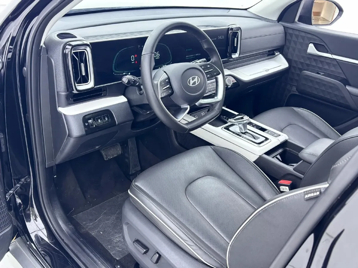 2023 Hyundai ix35 2.0L 160HP L4 6AT,autocango,china used car exporter,china ev exporter,chinese used car exporter,chinese used ev exporter