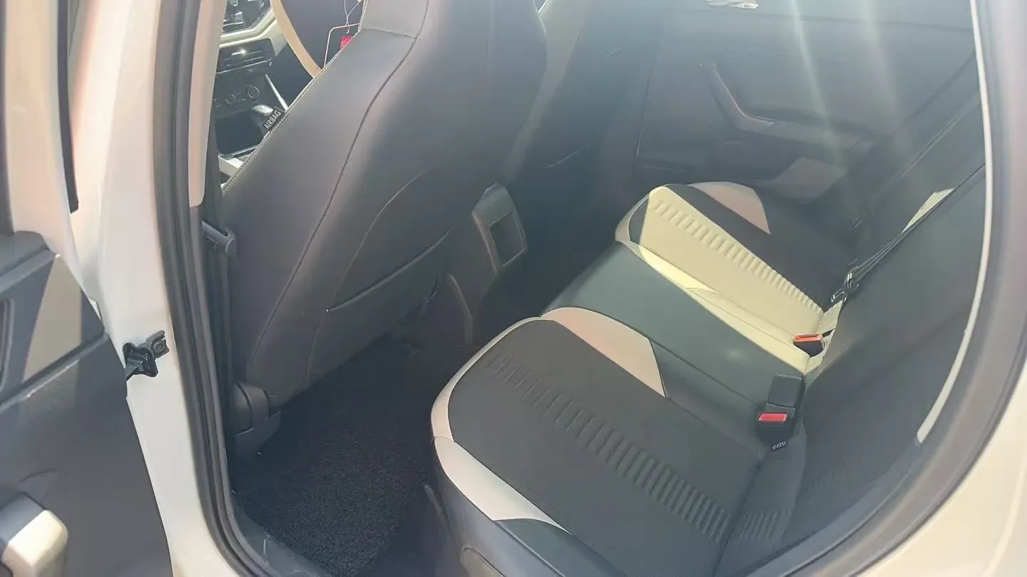 2019 Volkswagen Polo 1.5L 113HP L4 6AT,autocango,china used car exporter,china ev exporter,chinese used car exporter,chinese used ev exporter