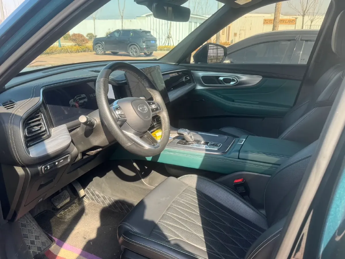 2022 GAC Trumpchi GS8 2.0T 252HP L4 8AT,autocango,china used car exporter,china ev exporter,chinese used car exporter,chinese used ev exporter