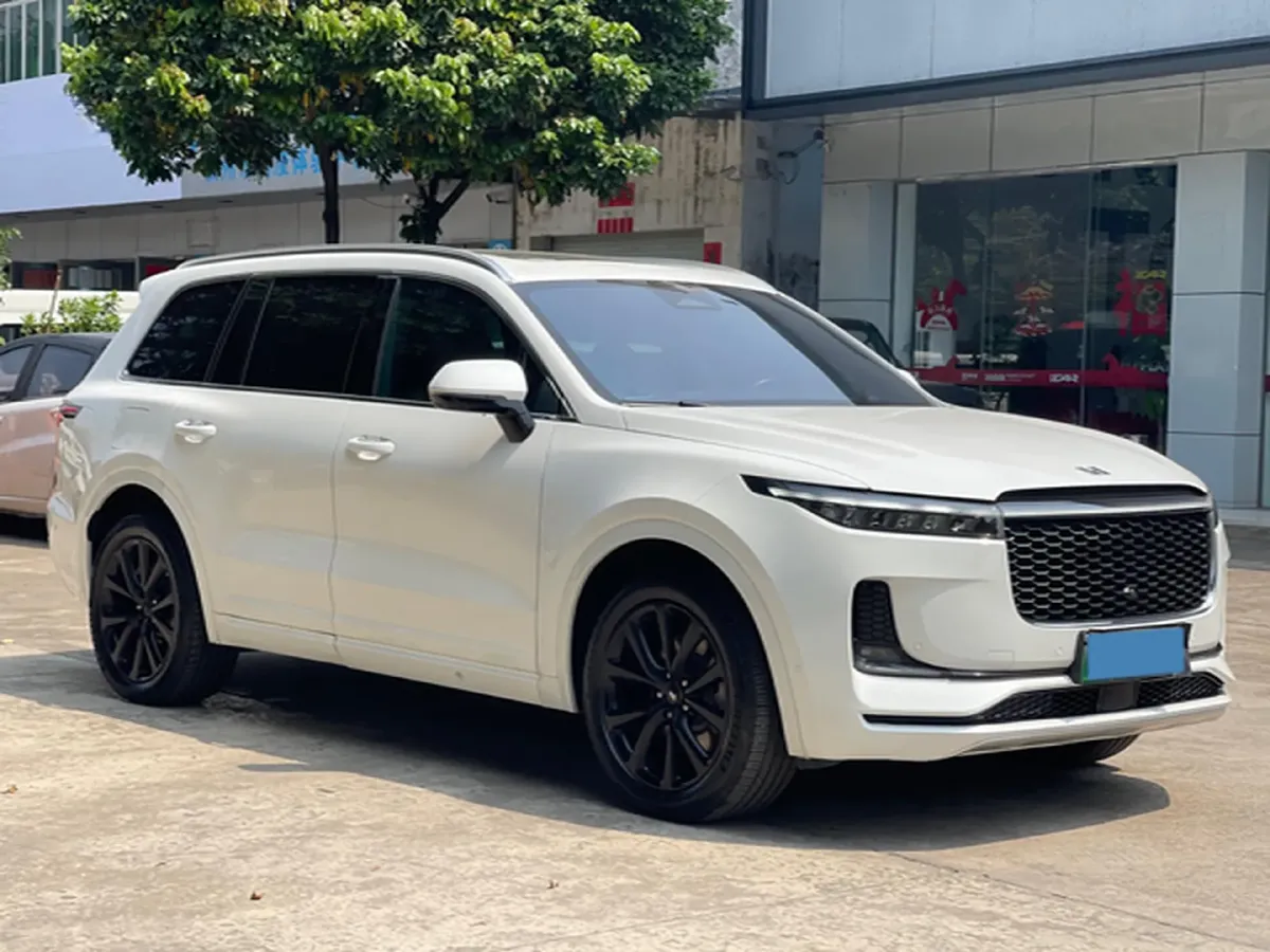2021 Li ONE Range Extended 131HP REEV 40.5KWH,autocango,china used car exporter,china ev exporter,chinese used car exporter,chinese used ev exporter