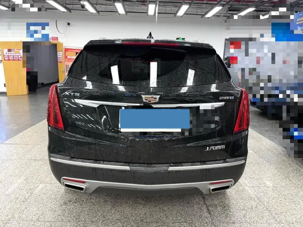 2022 Cadillac XT5 2.0T 237HP L4 9AT,autocango,china used car exporter,china ev exporter,chinese used car exporter,chinese used ev exporter