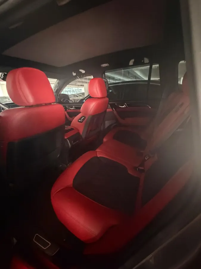 2020 Ford Everest 2.3T 275HP L4 10AT,autocango,china used car exporter,china ev exporter,chinese used car exporter,chinese used ev exporter