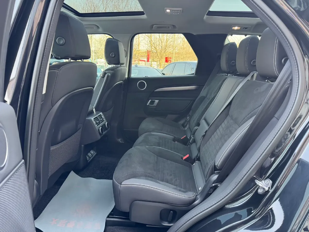 2023 Land Rover Discovery 3.0T 360HP L6 8AT,autocango,china used car exporter,china ev exporter,chinese used car exporter,chinese used ev exporter