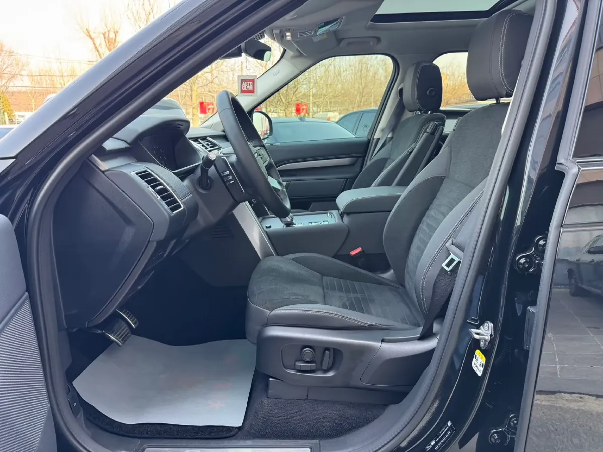 2023 Land Rover Discovery 3.0T 360HP L6 8AT,autocango,china used car exporter,china ev exporter,chinese used car exporter,chinese used ev exporter