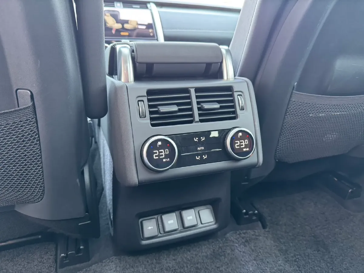 2023 Land Rover Discovery 3.0T 360HP L6 8AT,autocango,china used car exporter,china ev exporter,chinese used car exporter,chinese used ev exporter