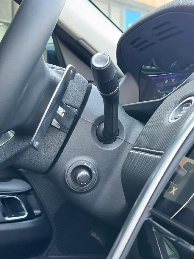 2023 Land Rover Discovery 3.0T 360HP L6 8AT,autocango,china used car exporter,china ev exporter,chinese used car exporter,chinese used ev exporter