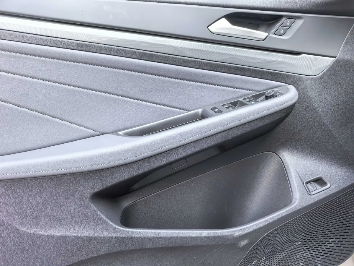 2026 Volkswagen Lamando 2.0T 220HP L4 7DCT,autocango,china used car exporter,china ev exporter,chinese used car exporter,chinese used ev exporter