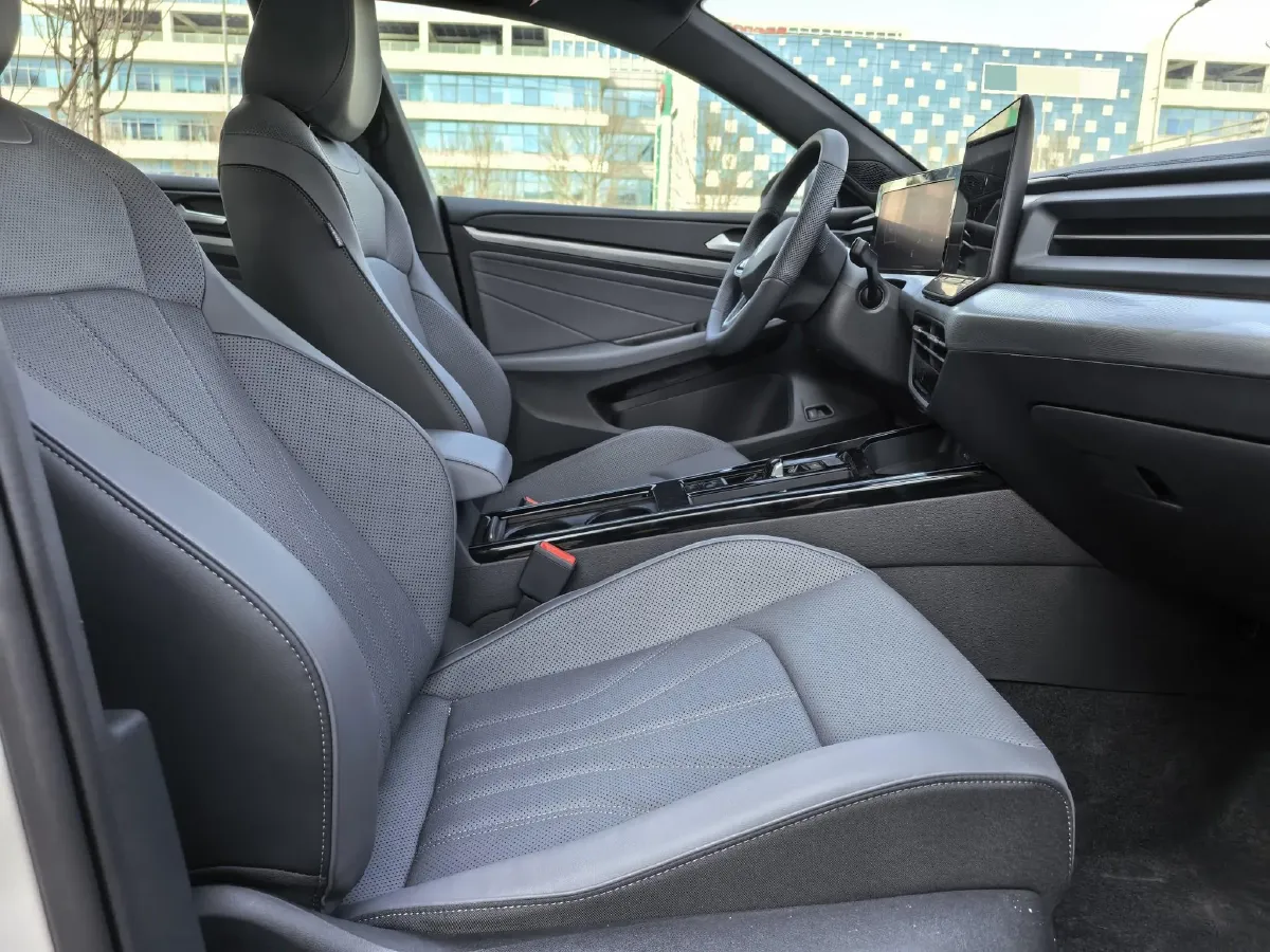 2026 Volkswagen Lamando 2.0T 220HP L4 7DCT,autocango,china used car exporter,china ev exporter,chinese used car exporter,chinese used ev exporter