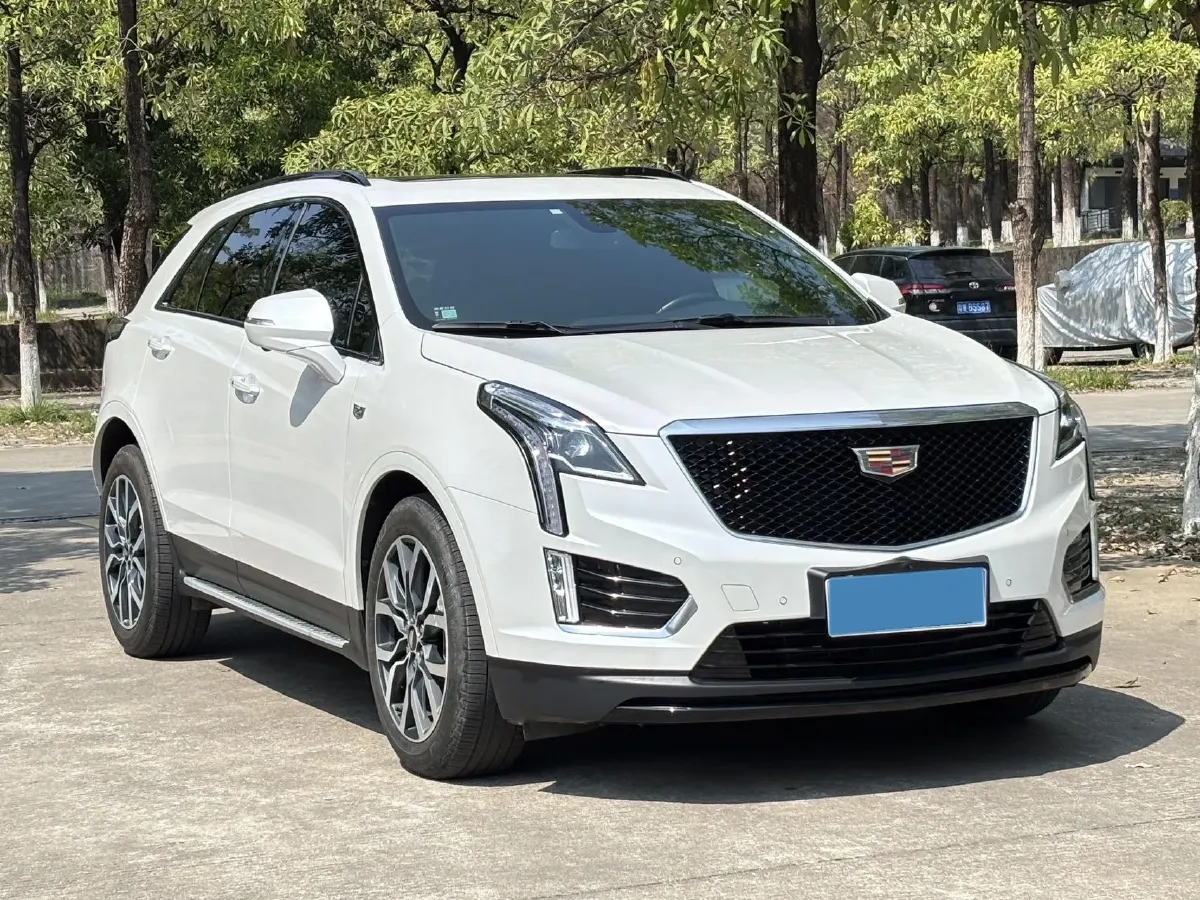 2022 Cadillac XT5 2.0T 237HP L4 9AT,autocango,china used car exporter,china ev exporter,chinese used car exporter,chinese used ev exporter