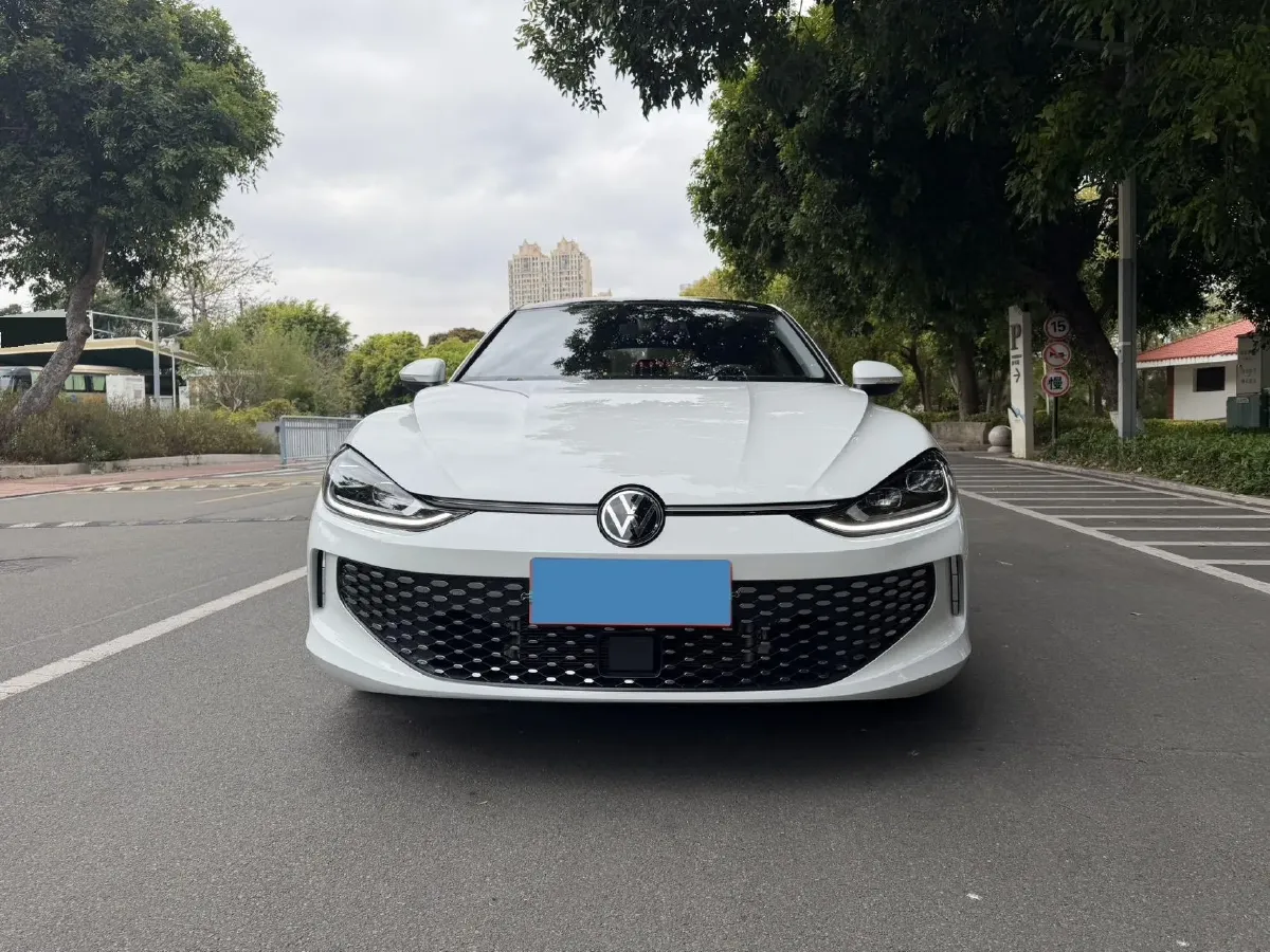 2024 Volkswagen Lamando 1.4T 150HP L4 7DCT,autocango,china used car exporter,china ev exporter,chinese used car exporter,chinese used ev exporter
