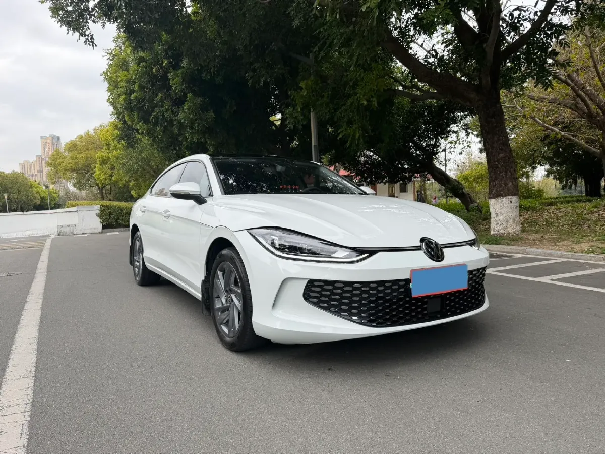 2024 Volkswagen Lamando 1.4T 150HP L4 7DCT,autocango,china used car exporter,china ev exporter,chinese used car exporter,chinese used ev exporter